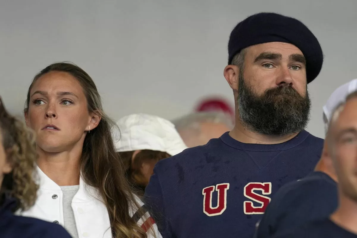 Kylie Kelce Scolds Jason Kelce for Going ‘Too Far’ for Eagles Success