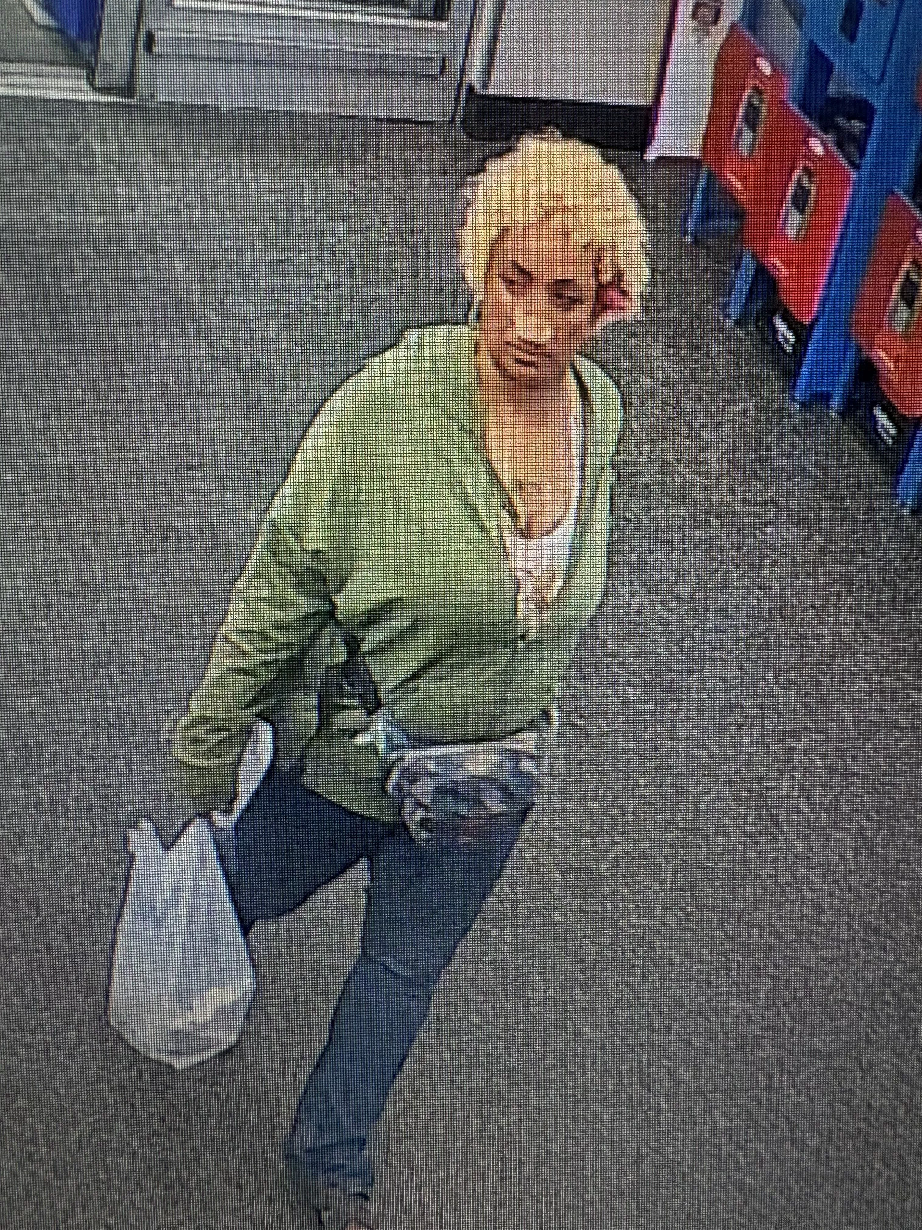 Woman Arrested, Accused of Stuffing Razors in Bread at Mississippi Walmarts