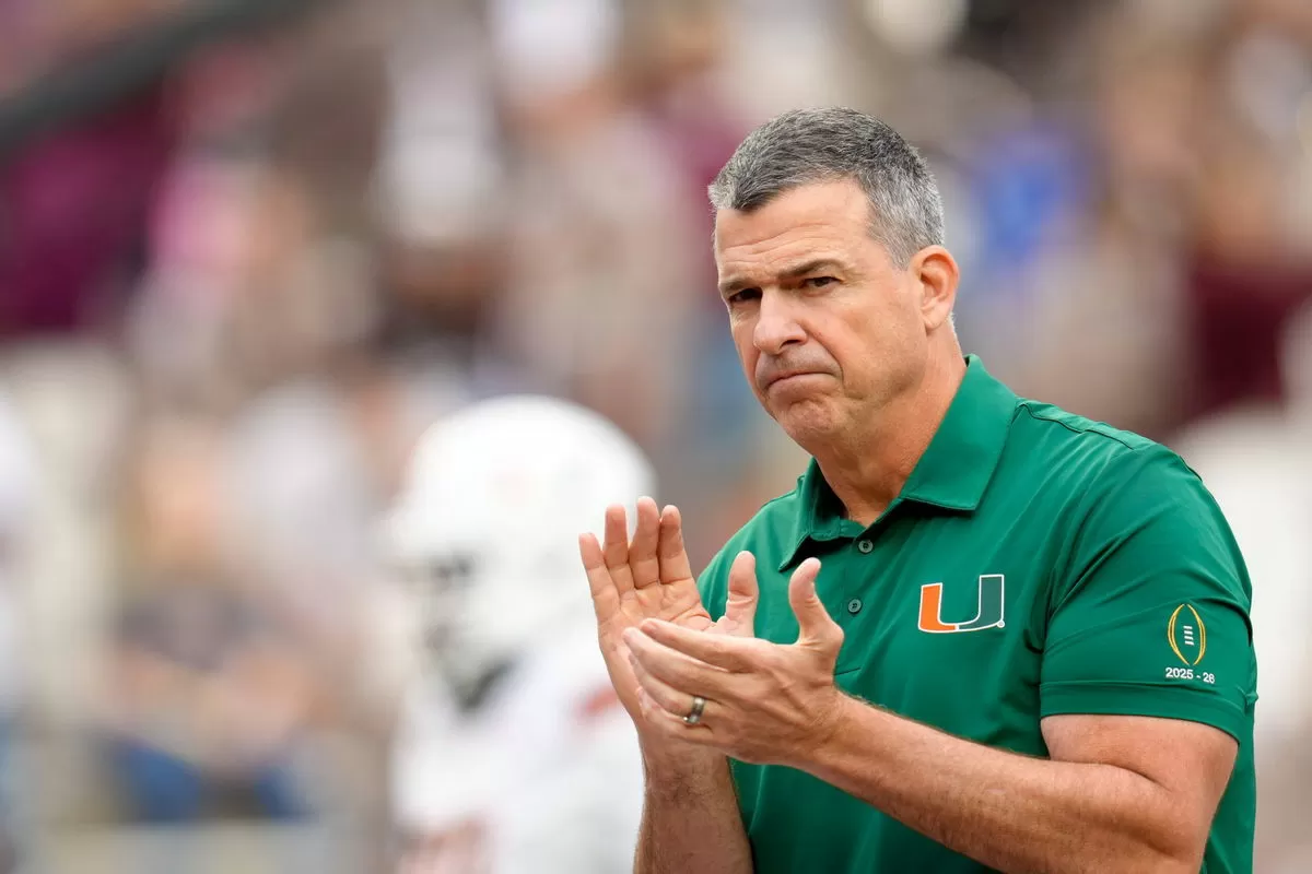 Mario Cristobal Receives Surprising Support 24 Hours Before Indiana Title Game