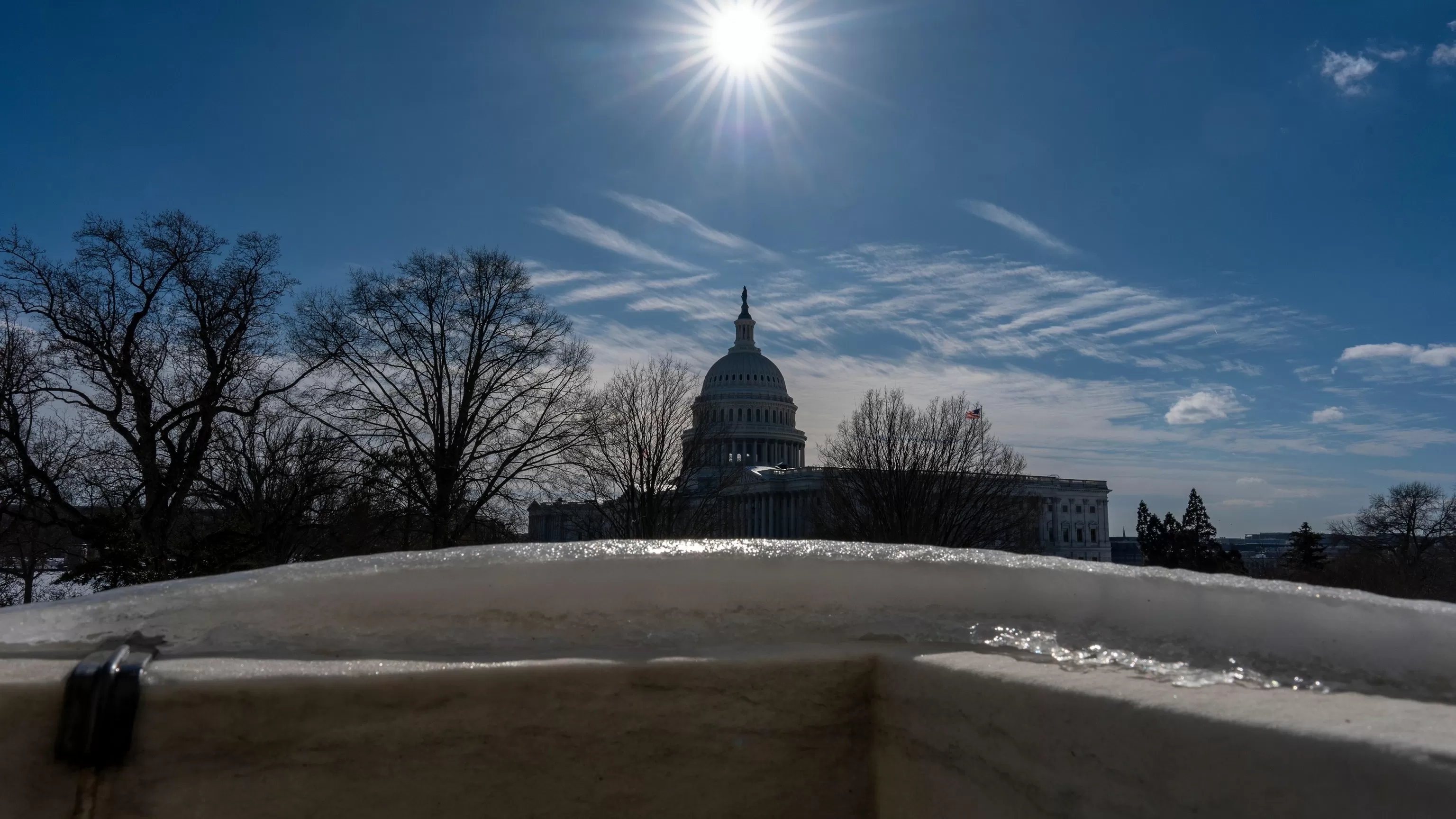 Senate leaders scramble to save bipartisan deal and avert partial government shutdown at midnight
