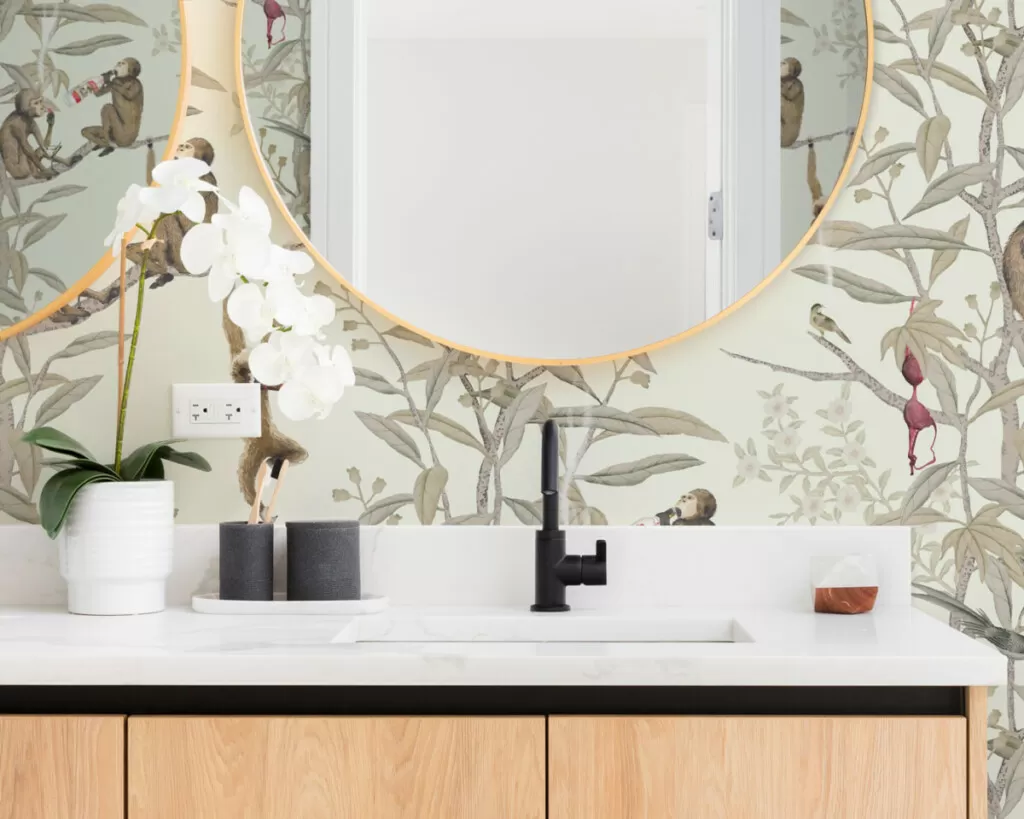 Selecting the Best Wallpaper for Your Powder Room: A Complete Guide