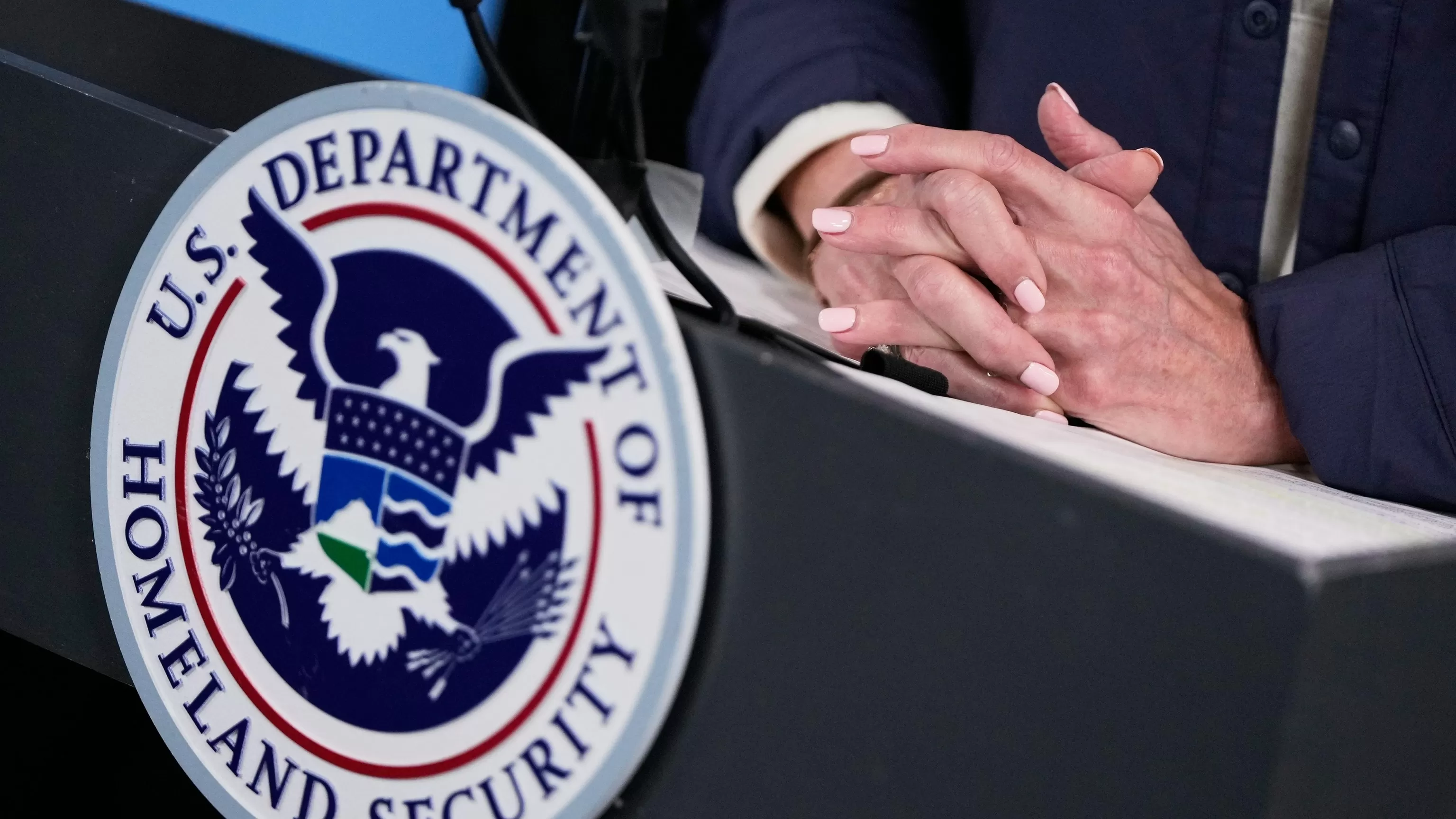 Appeals court affirms Trump policy of jailing immigrants without bond