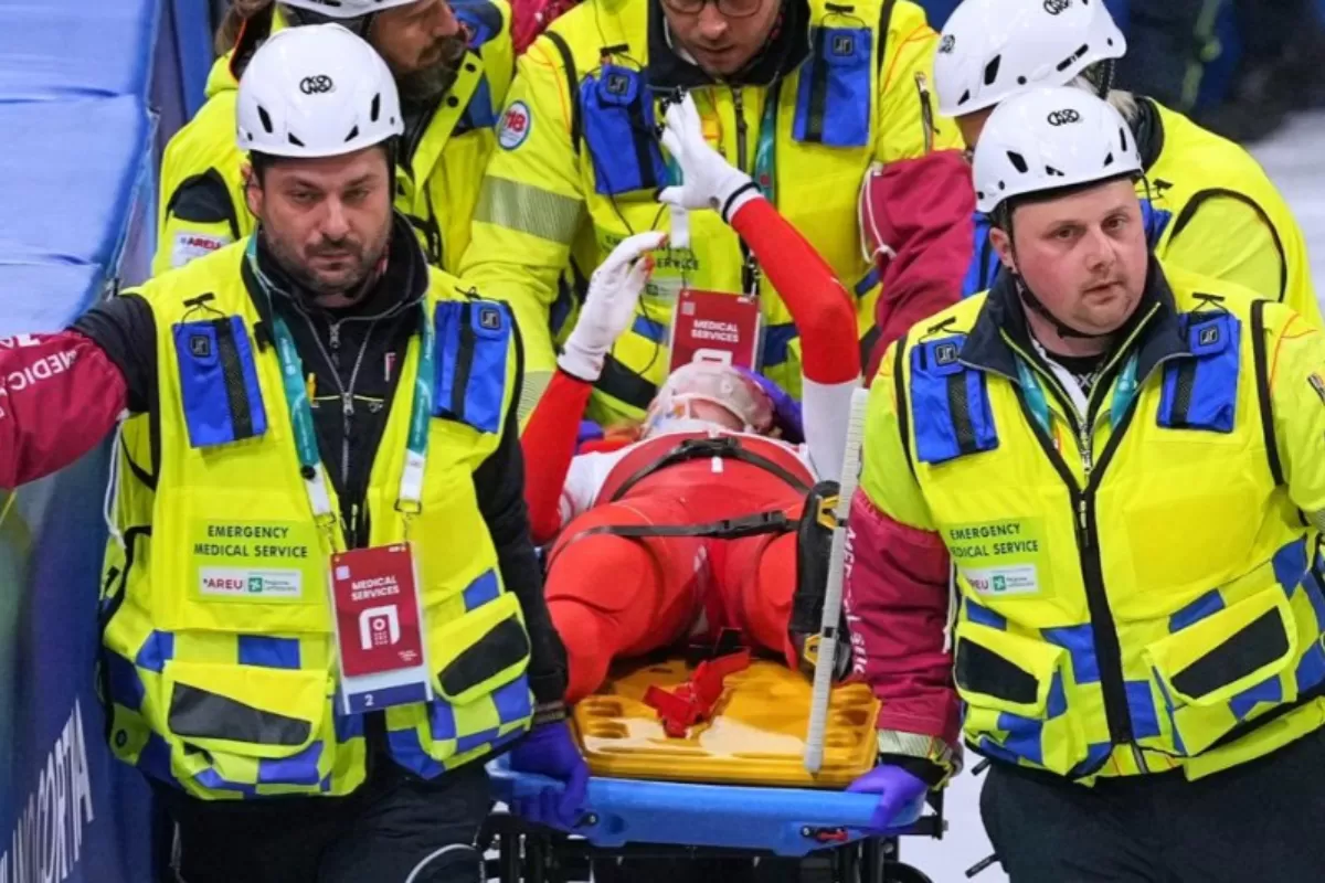 Horrific Crash at Milan Winter Olympics Leads Speed Skater to Emergency Care