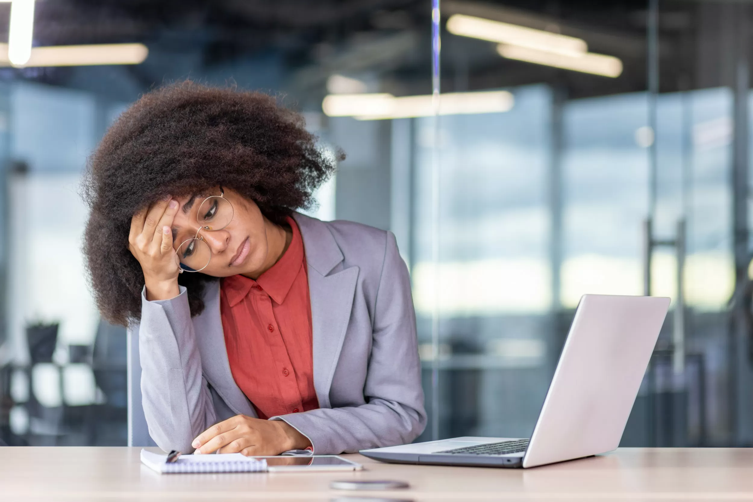 Overworked Employee Excels at Sales Job—'Award' They Get Stuns: 'Humiliating'