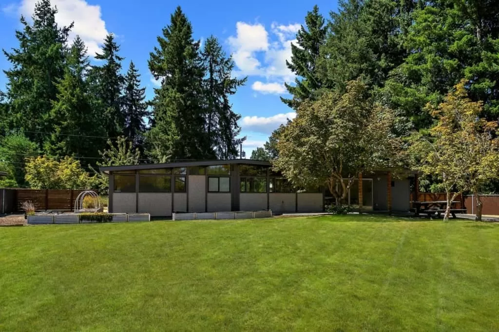 Post-Winter Yard Cleanup: Essential Steps for Spring Yard Prep