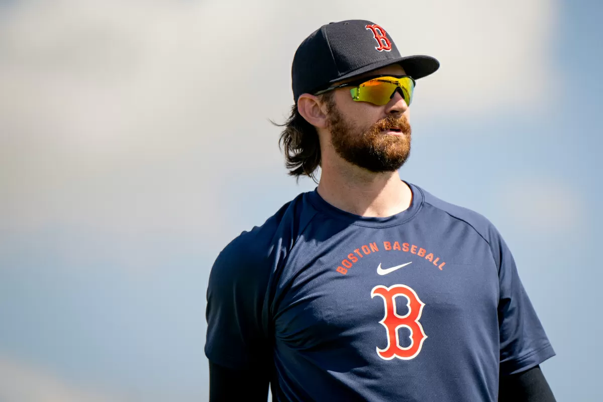 Alex Cora Shares Negative Update On Red Sox Gold Glove Winner