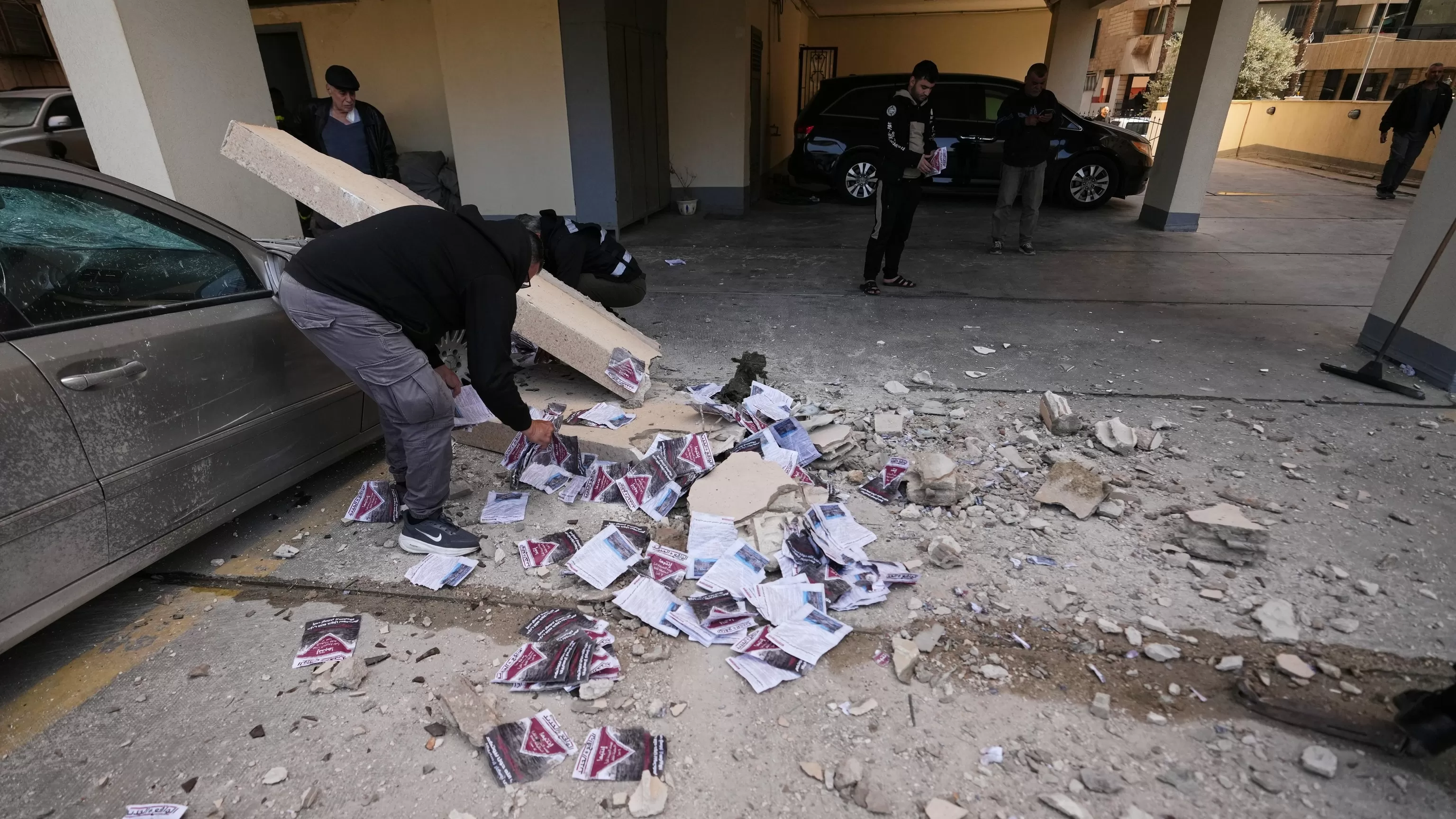 The Latest: Regional powers to meet in Pakistan to discuss how to end Mideast fighting