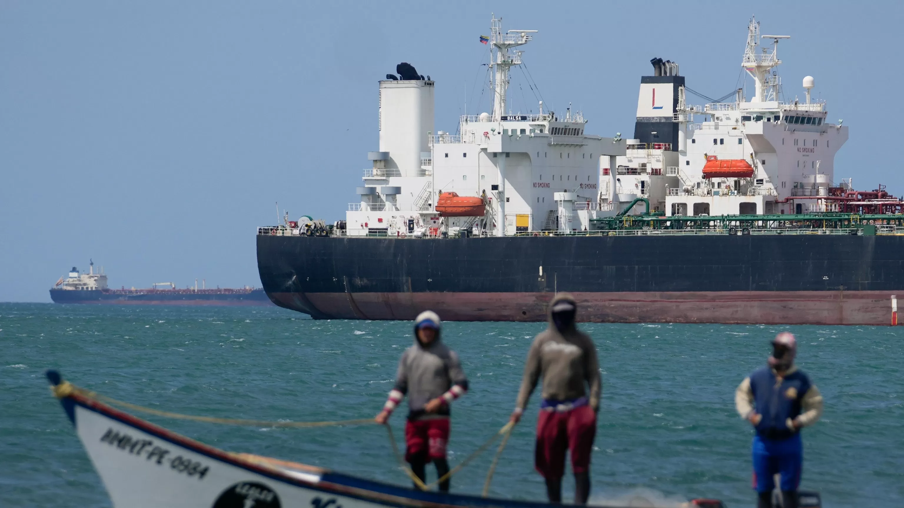 US eases Venezuela oil sanctions as Trump seeks to boost world oil supply during Iran war