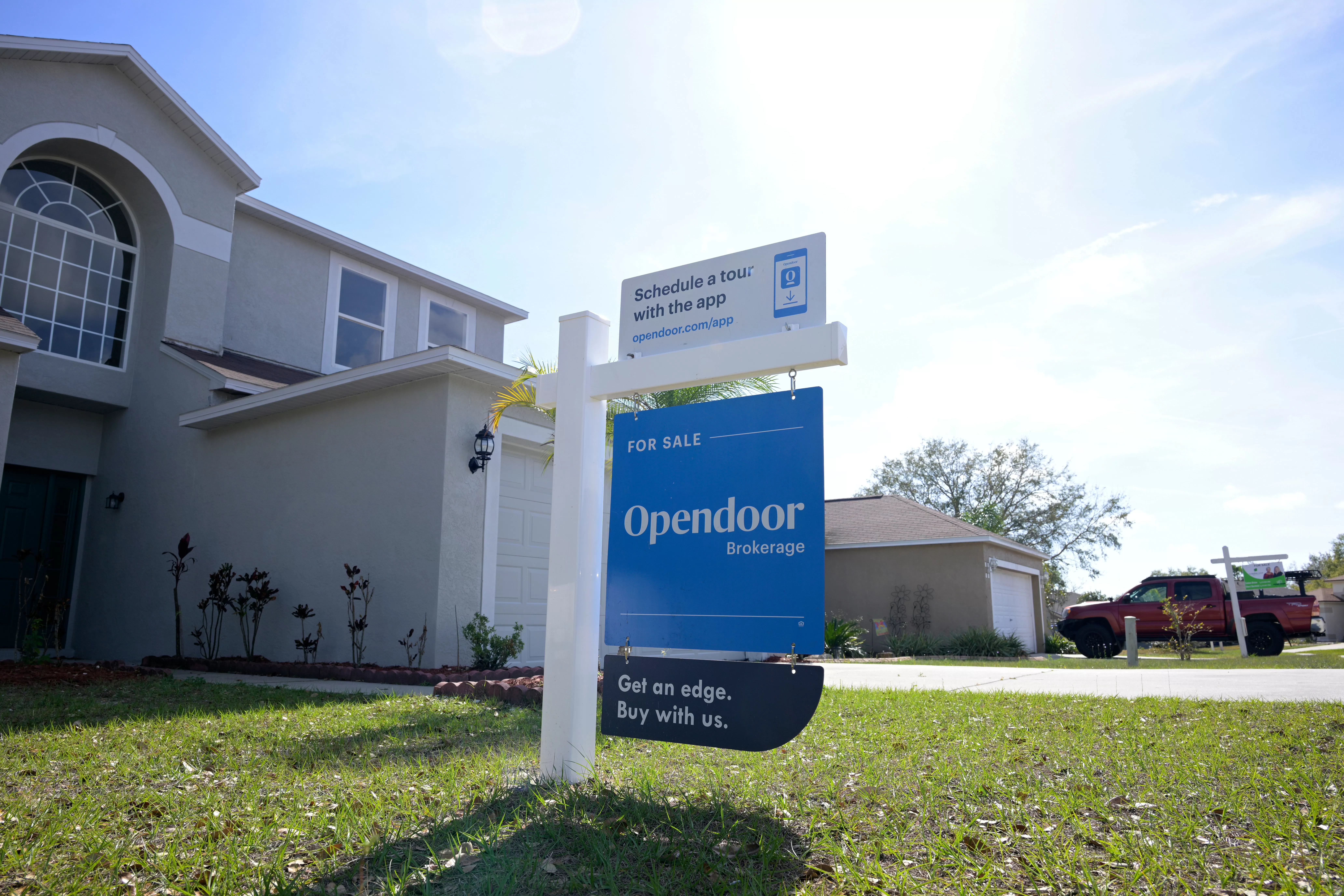 US Housing Market Relistings Hit Highest Number in a Decade