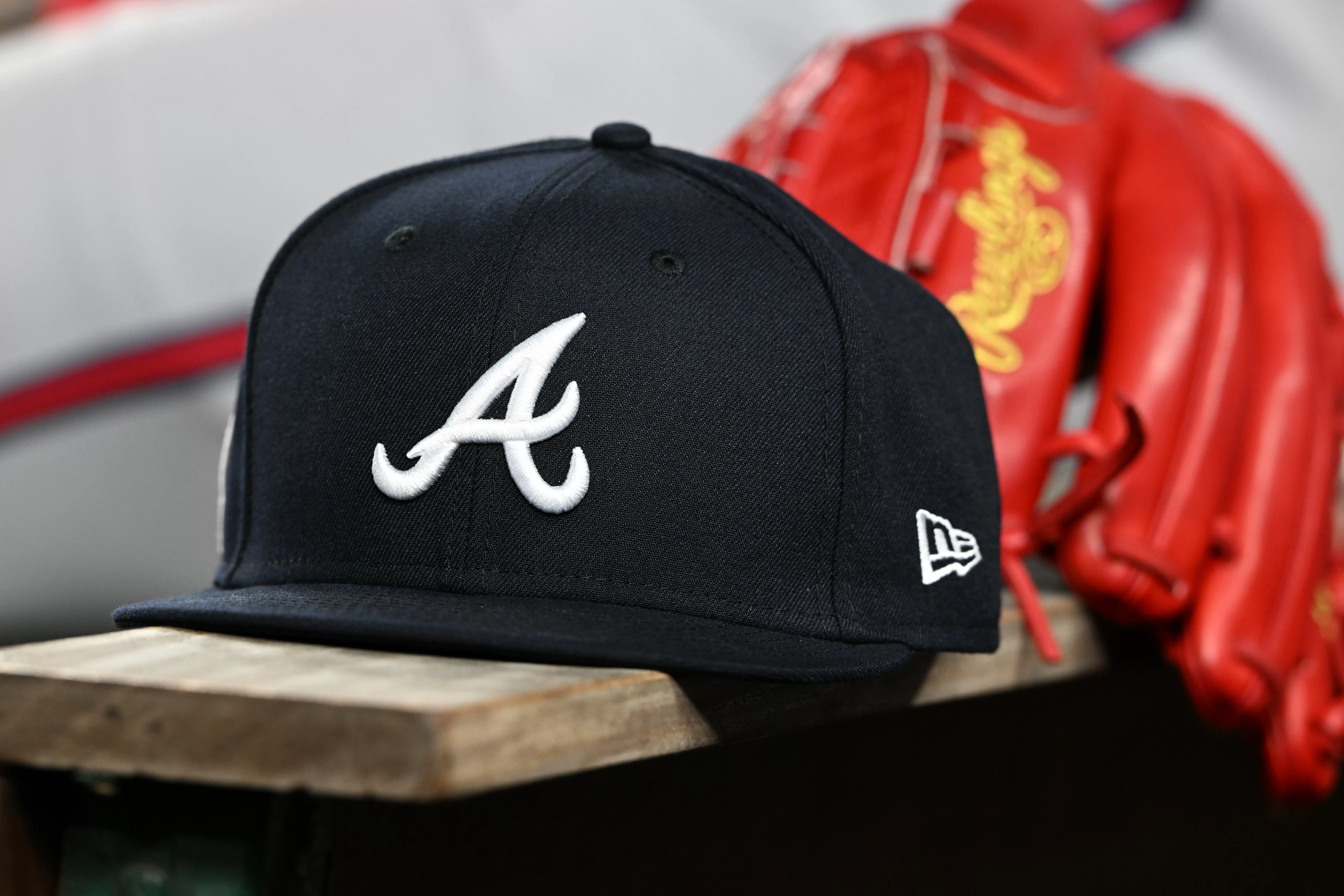 Braves Sign 6-foot-6 Righty Away From Angels