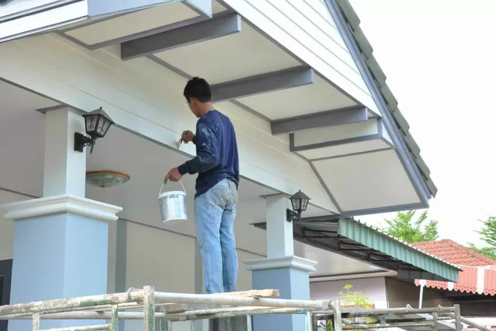 Is It Better to Renovate or Sell As-Is? Factors That Often Influence the Decision