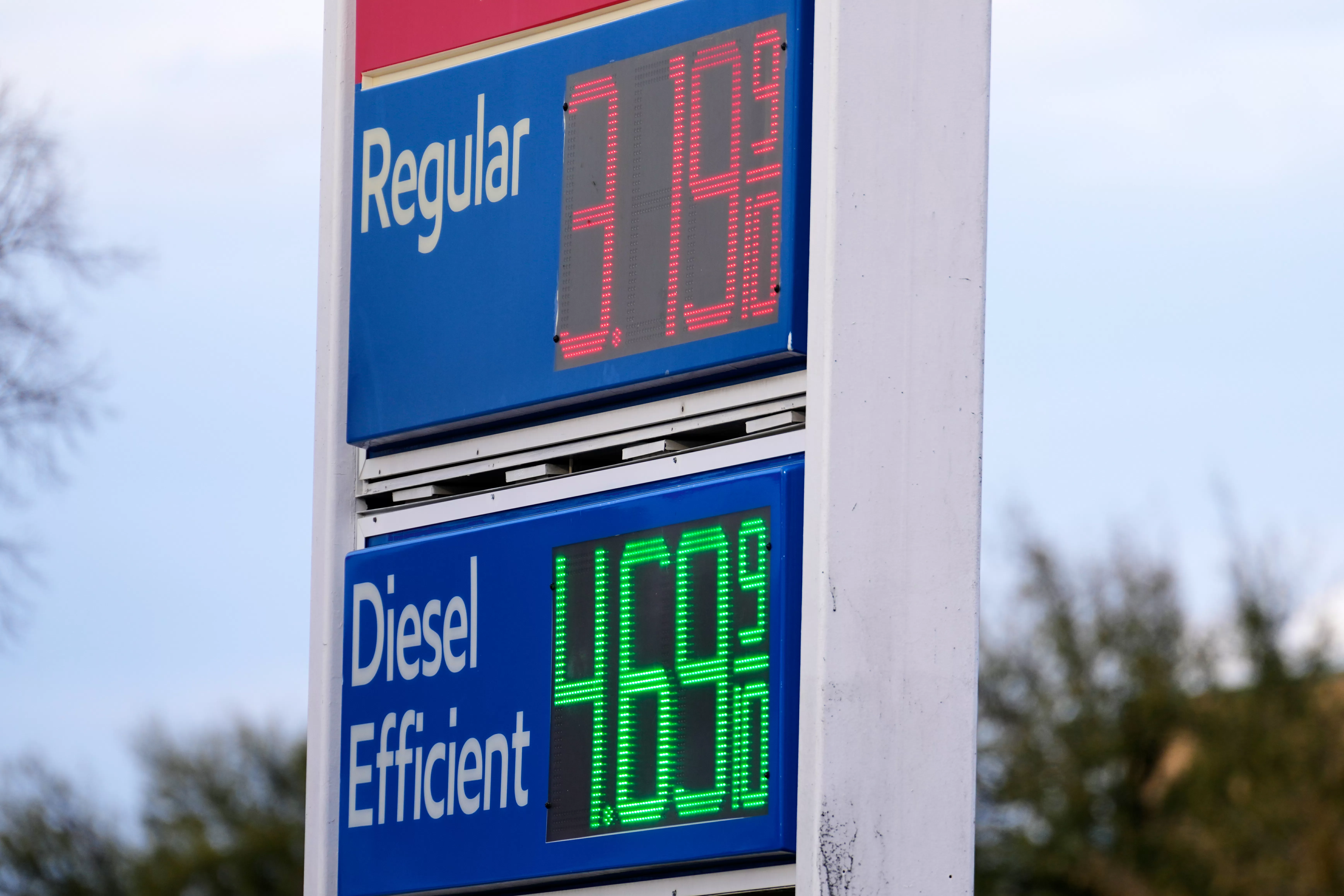Gas Prices Surge in U.S. as Iran War Chokes Global Oil Supply. What You Need To Know