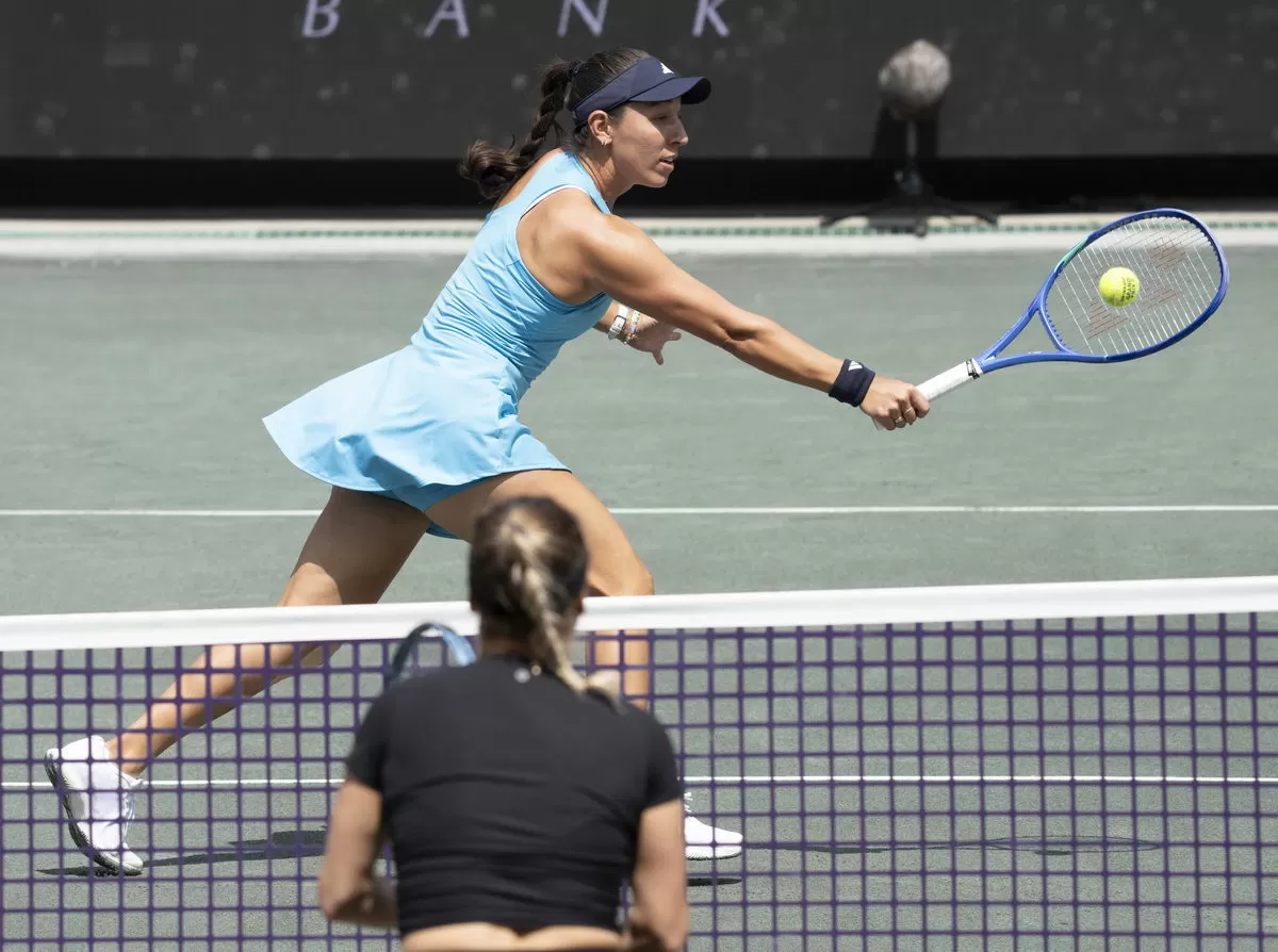 Jessica Pegula Survives ‘Nightmare’ Clash After ‘Panic Moment’ in Charleston