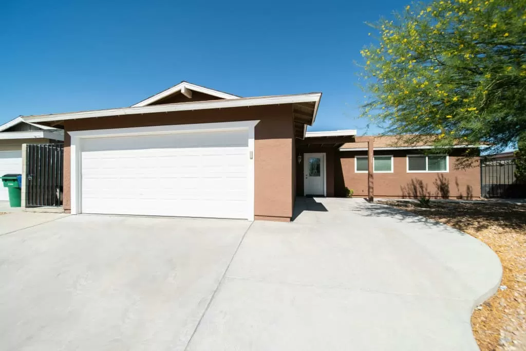 Driveway Curb Appeal: Why Your Driveway Is the First Impression Buyers Remember